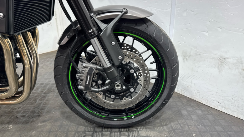 Kawasaki Z R900EKF (19MY)